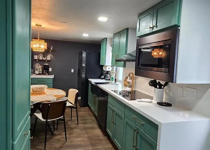 Cozy Private Retreat Holiday home *